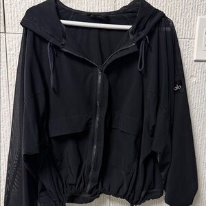 ALO Yoga Women's sheer Utility Jacket in Black